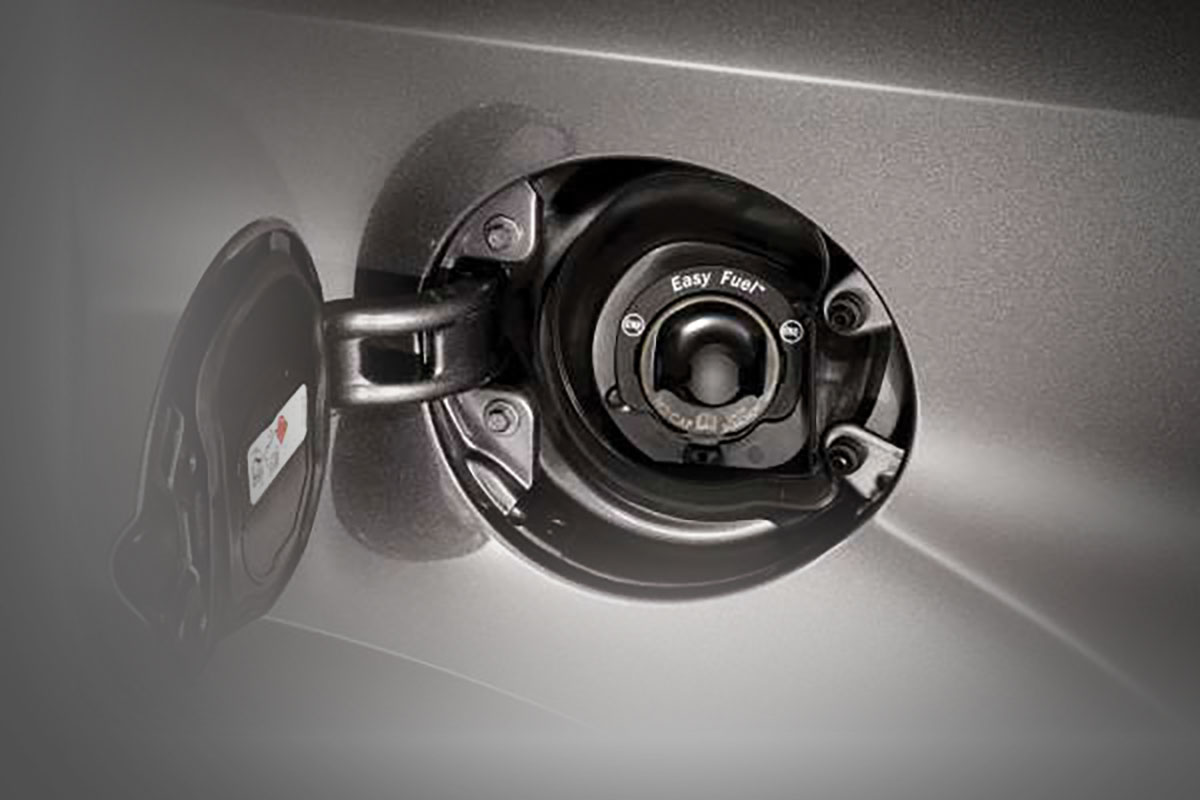 Locking Fuel Cap for Capless Systems: